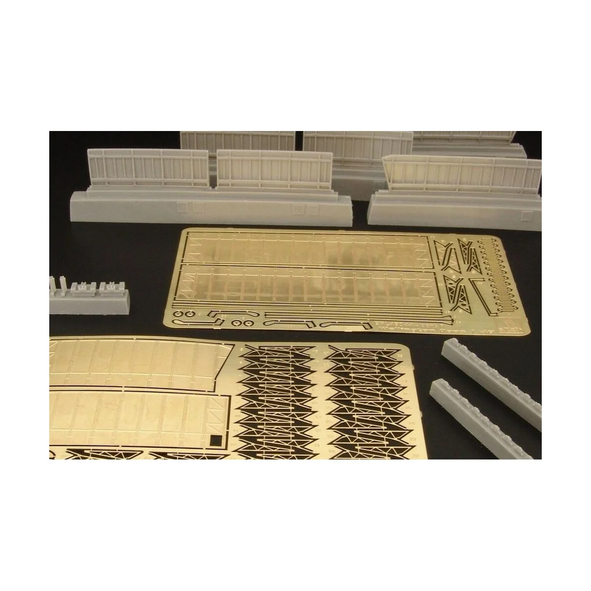 Wellington flaps for TRUMPETER kit - Brengun BRL48044