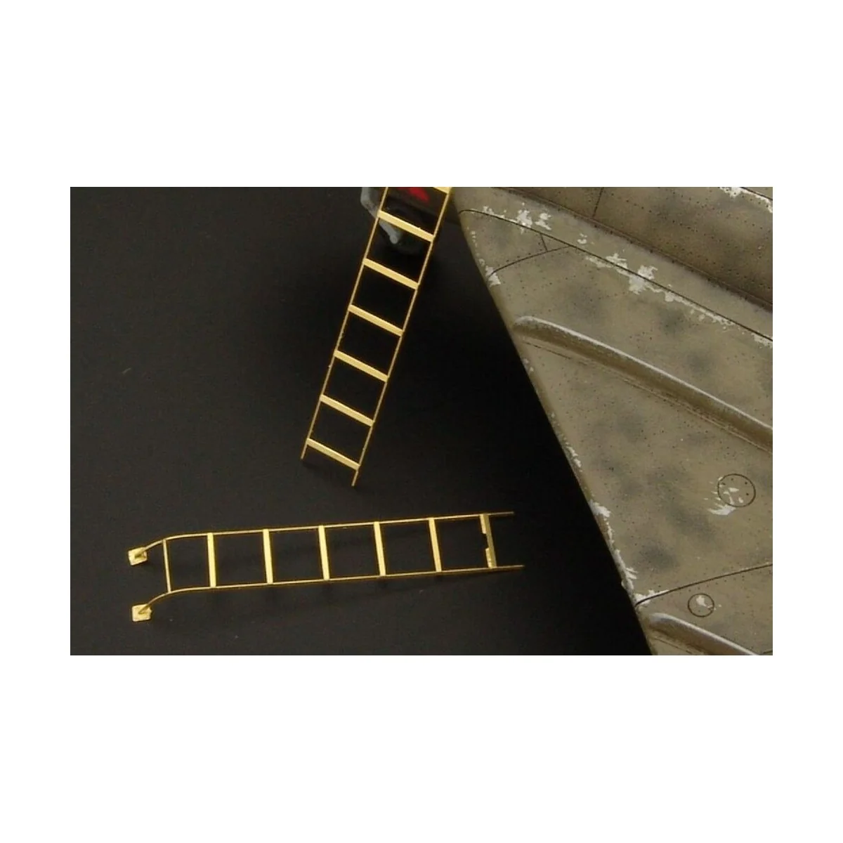 Step ladders Mig 15-Mig 17 (two type), 1/48 - Brengun BRL48059