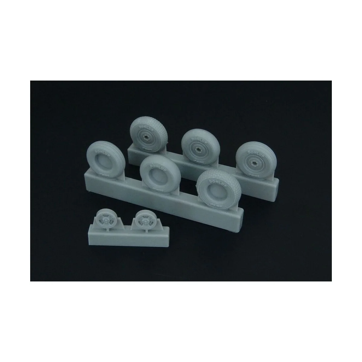 Spitfire 3 spoke wheels set (3 types of tires) - Brengun BRL48096