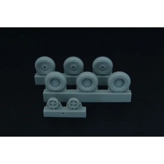 Spitfire 4 spoke wheels set (3 types of tires), 1/48 - Brengun BRL4...
