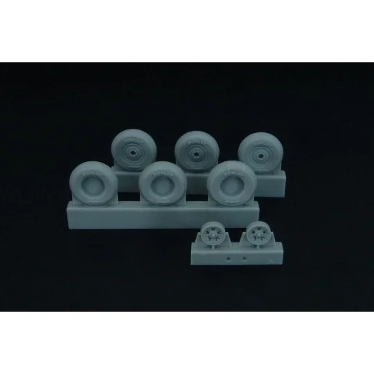 Spitfire 5 spoke wheels set (3 types of tires), 1/48 - Brengun BRL4...