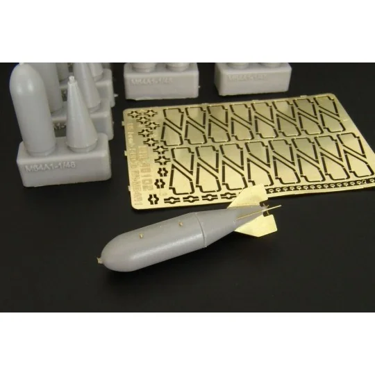 US bomb 500-lb AN-M64A1 (8 pcs), 1/48 - Brengun BRL48102