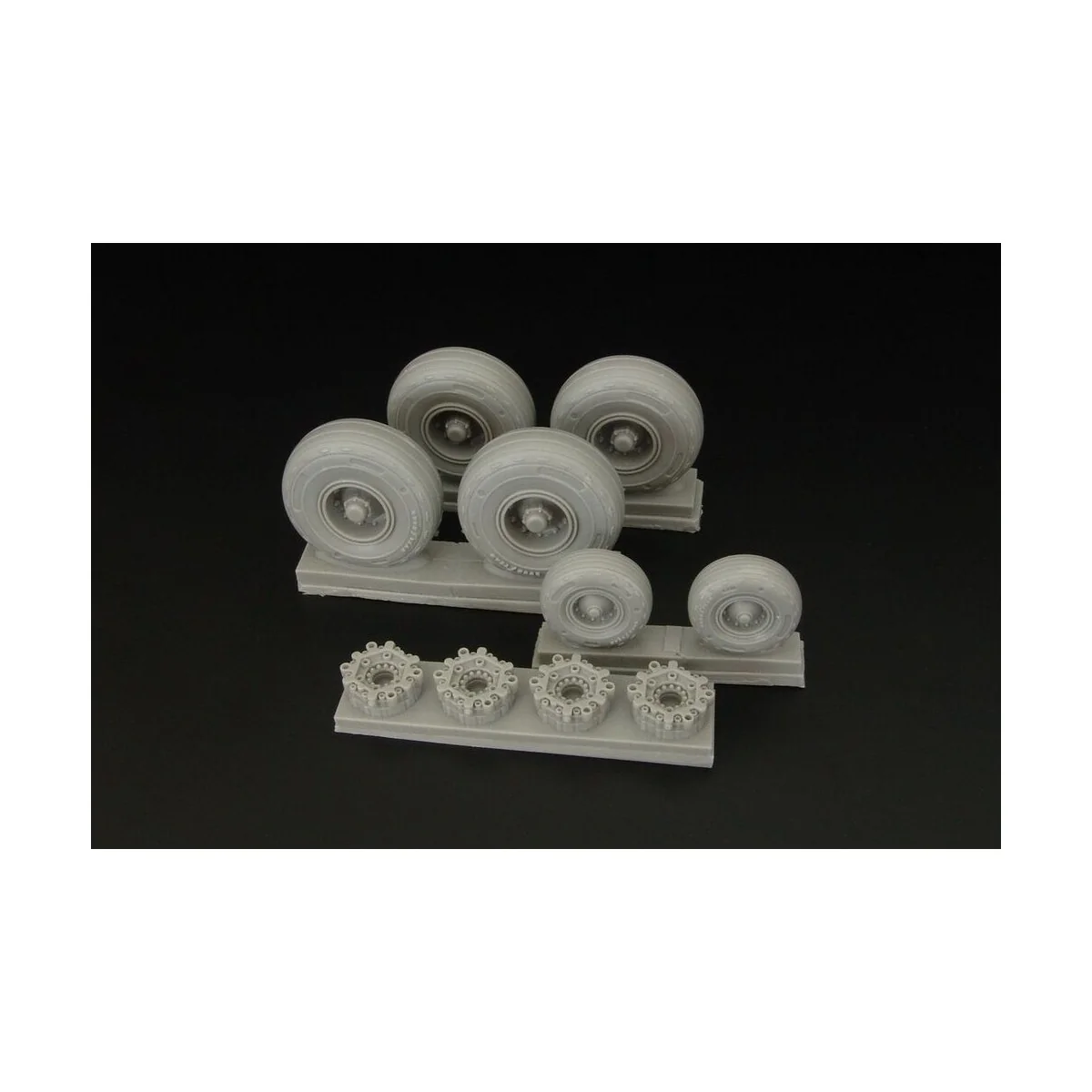C-130 Wheels, 1/48 - Brengun BRL48106