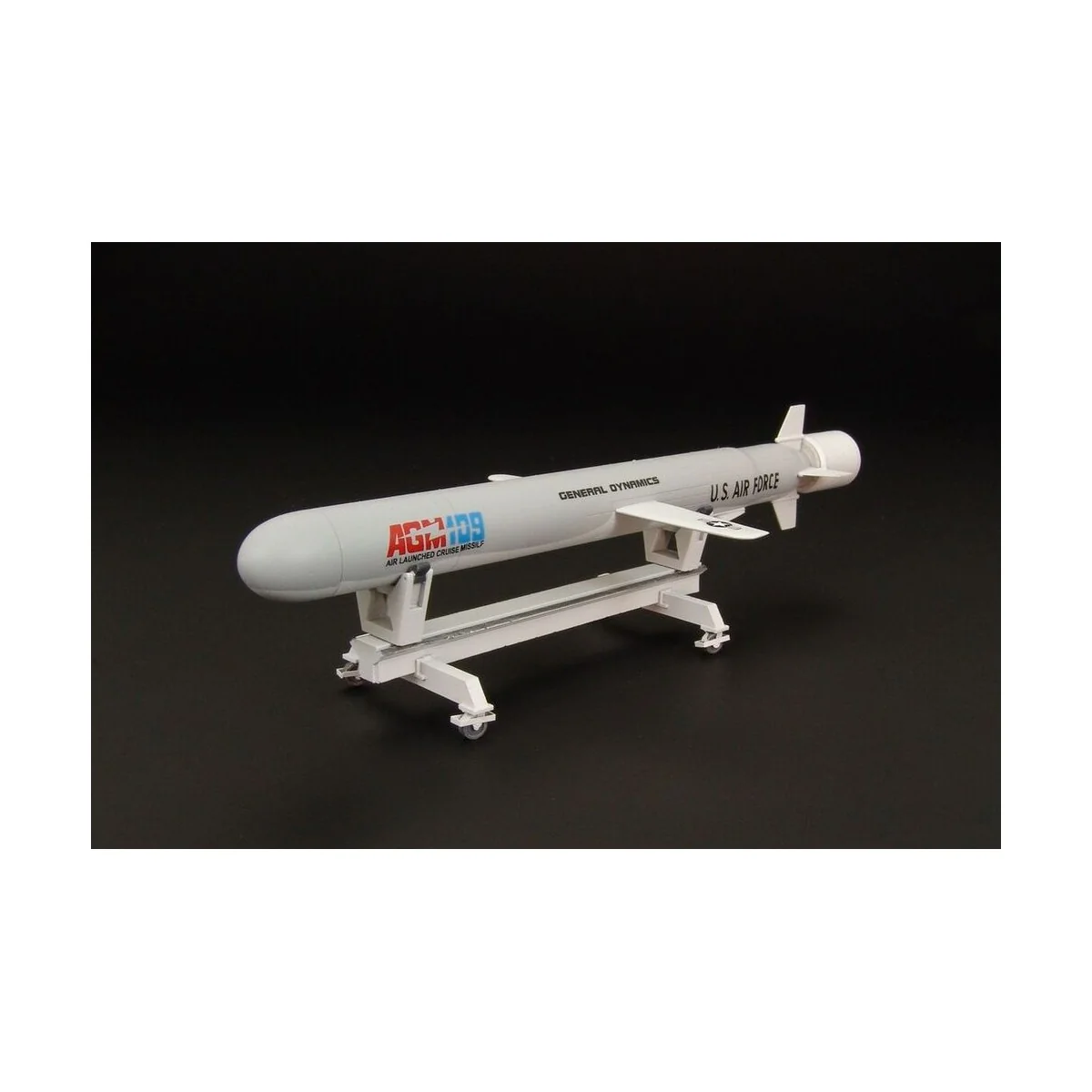 AGM-109 TOMAHAWK, 1/48 - Brengun BRS48003