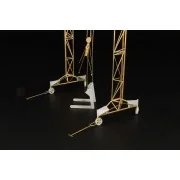 German airfield portal crane - Brengun BRS48004