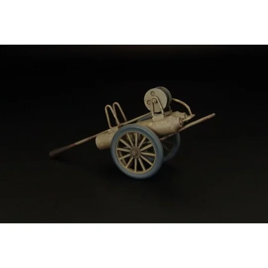 Japanese airfield fire-extinguisher, 1/48 - Brengun BRS48007