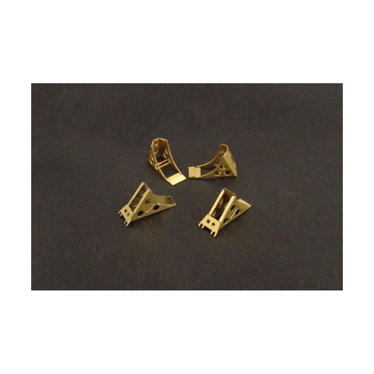 Soviet modern wheel chocks, 1/32 - Brengun BRL32003 Soviet modern wheel chocks, 1/32 - Brengun BRL32003