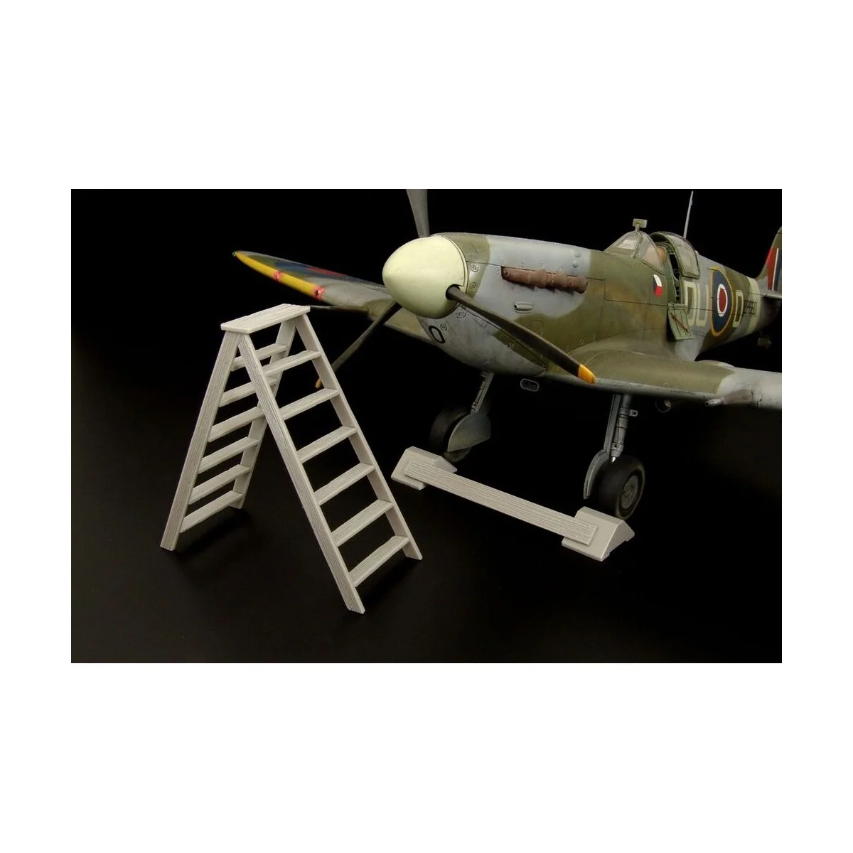 British wheel chock - ladder, 1/32 - Brengun BRL32009