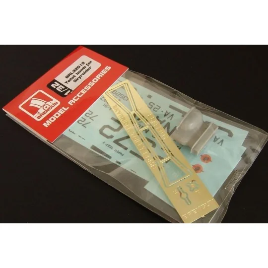 Toilet bomb for Skyraider, 1/32 - Brengun BRL32012
