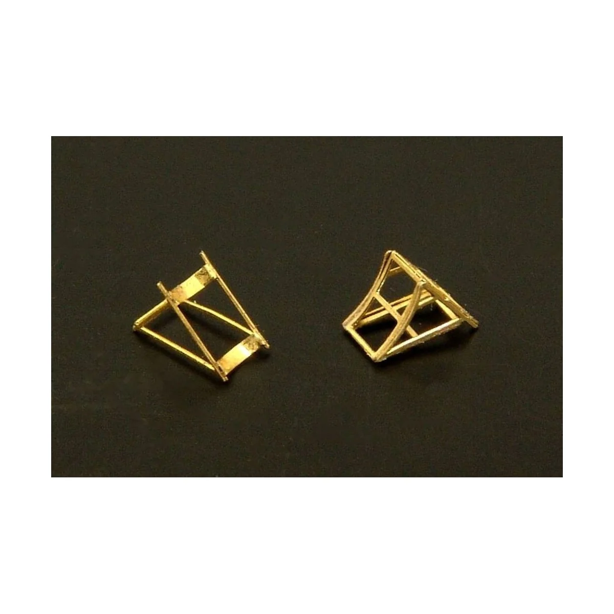 Luftwaffe wheel chocks (two types) - Brengun BRL32013