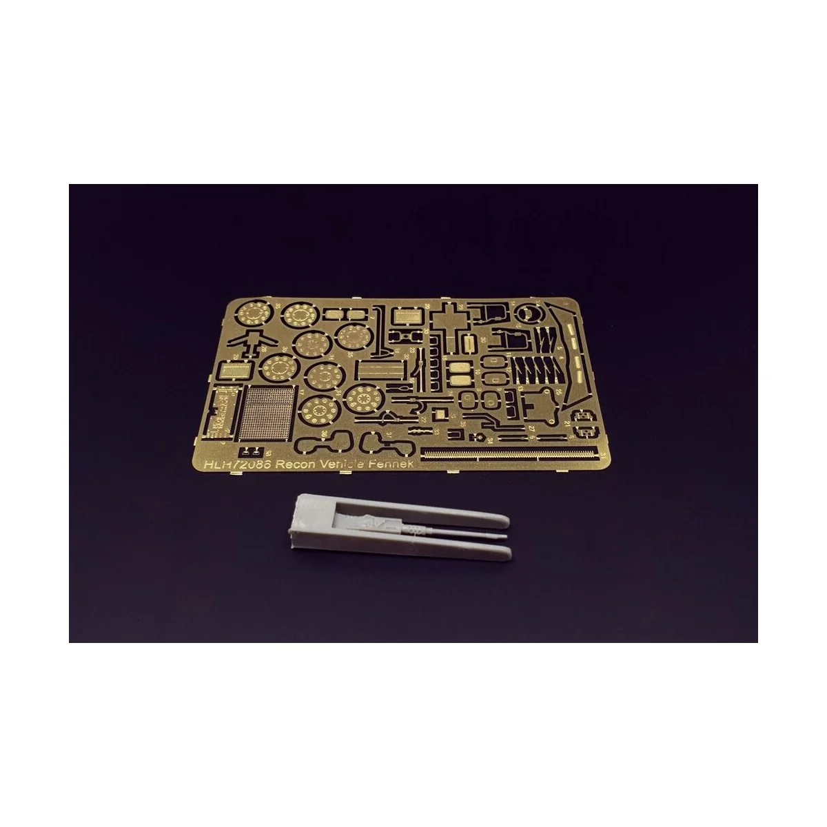 Fennek (Revell kit), 1/72 - Hauler HLH72086 Fennek (Revell kit), 1/72 - Hauler HLH72086