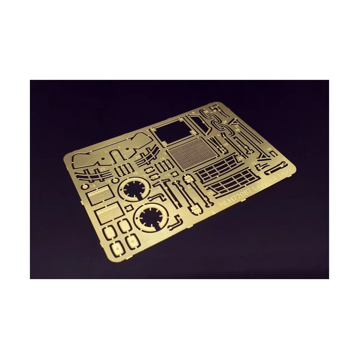 Leopard 1A5 (Revell kit) - Hauler HLH72087