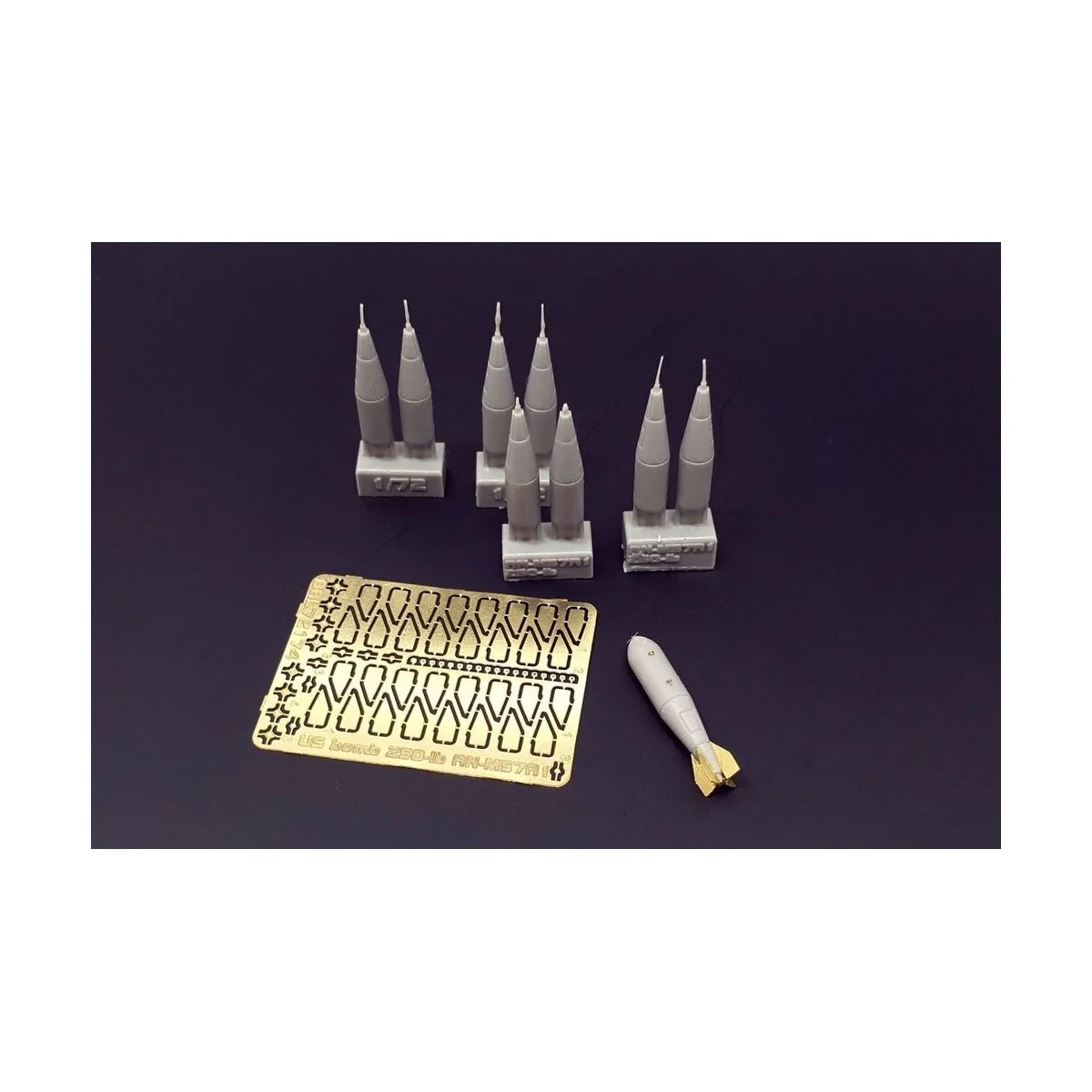 US bomb 250-lb AN-M57A1, 1/72 - Brengun BRL72174