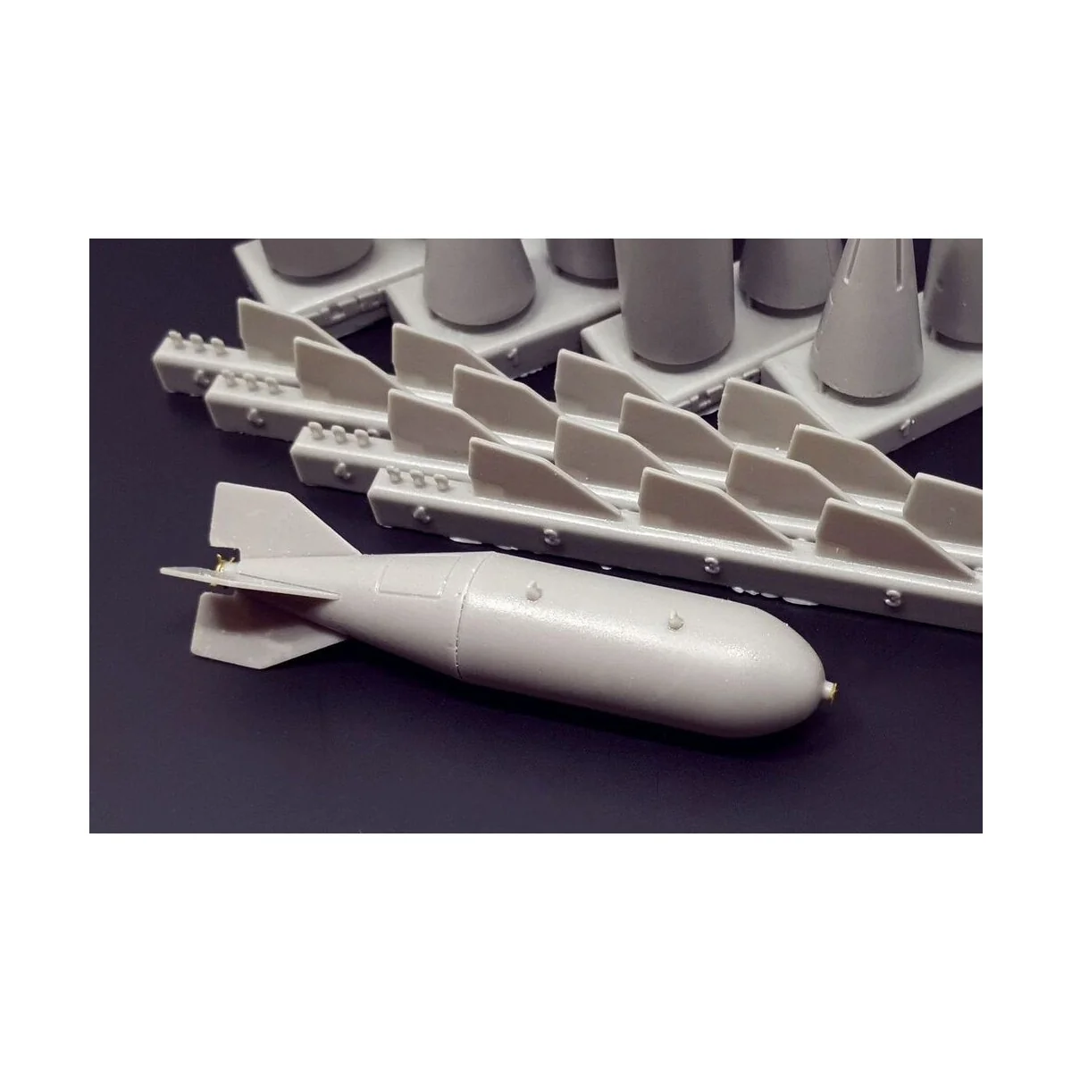 US bomb 500-lb AN-M64A1, 1/32 - Brengun BRL32036 US bomb 500-lb AN-M64A1, 1/32 - Brengun BRL32036