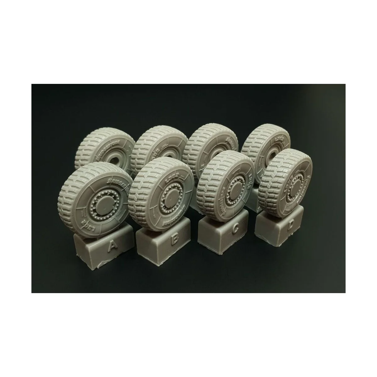 JGSDF Type 16 Wheels (Tamiya kit), 1/48 - Hauler HLX48392