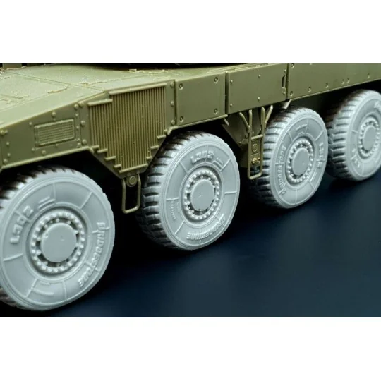 JGSDF Type 16 Wheels (Tamiya kit), 1/48 - Hauler HLX48392