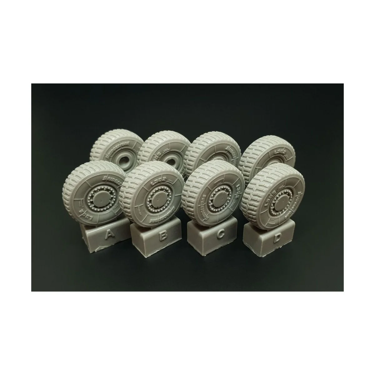 JGSDF Type 16 Wheels (Tamiya kit), 1/35 - Hauler HLU35115