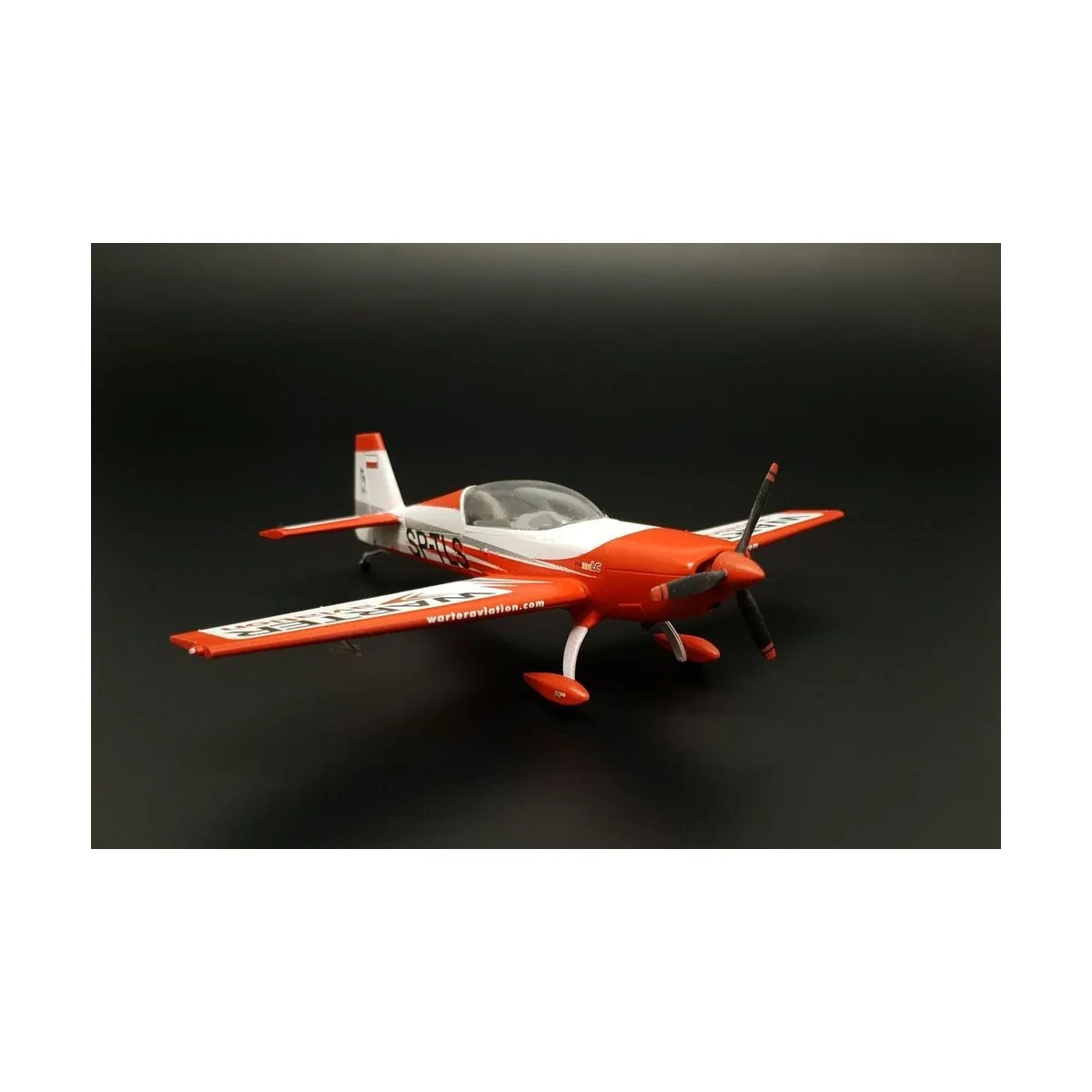 Extra EA-300L-330LC, 1/72 - Brengun BRP72040