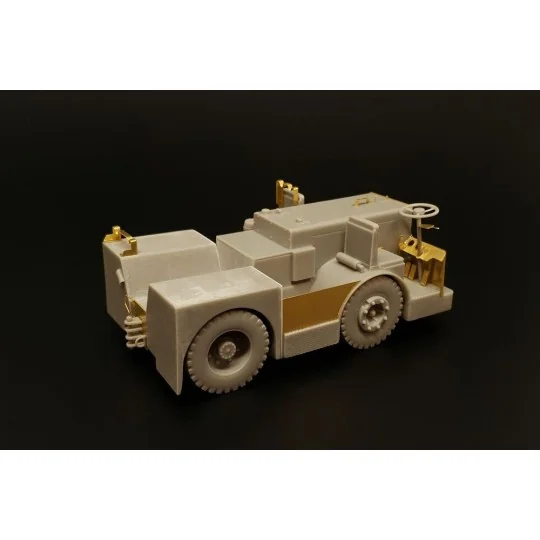 UK Tugmaster tractor, 1/48 - Brengun BRS48013