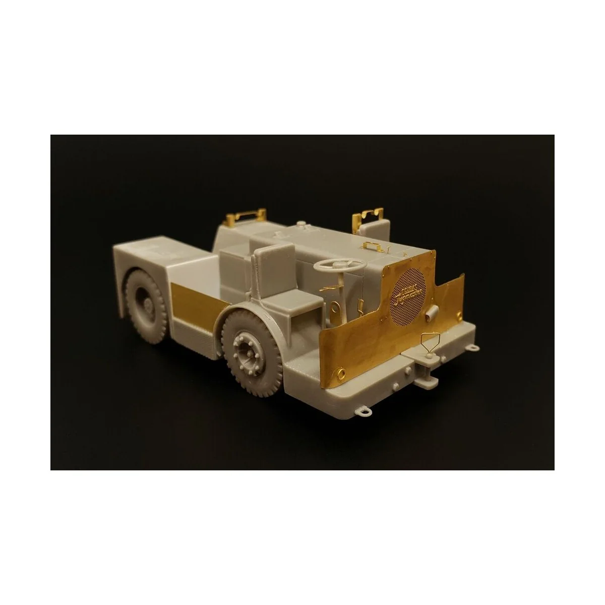 UK Tugmaster tractor, 1/48 - Brengun BRS48013