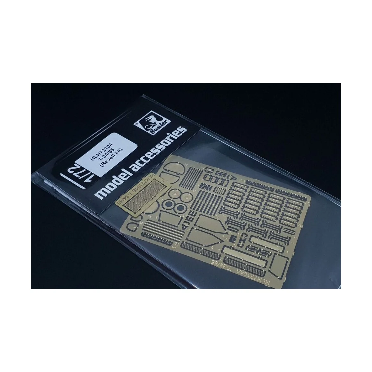 T-34/85 (Revell kit) - Hauler HLH72104