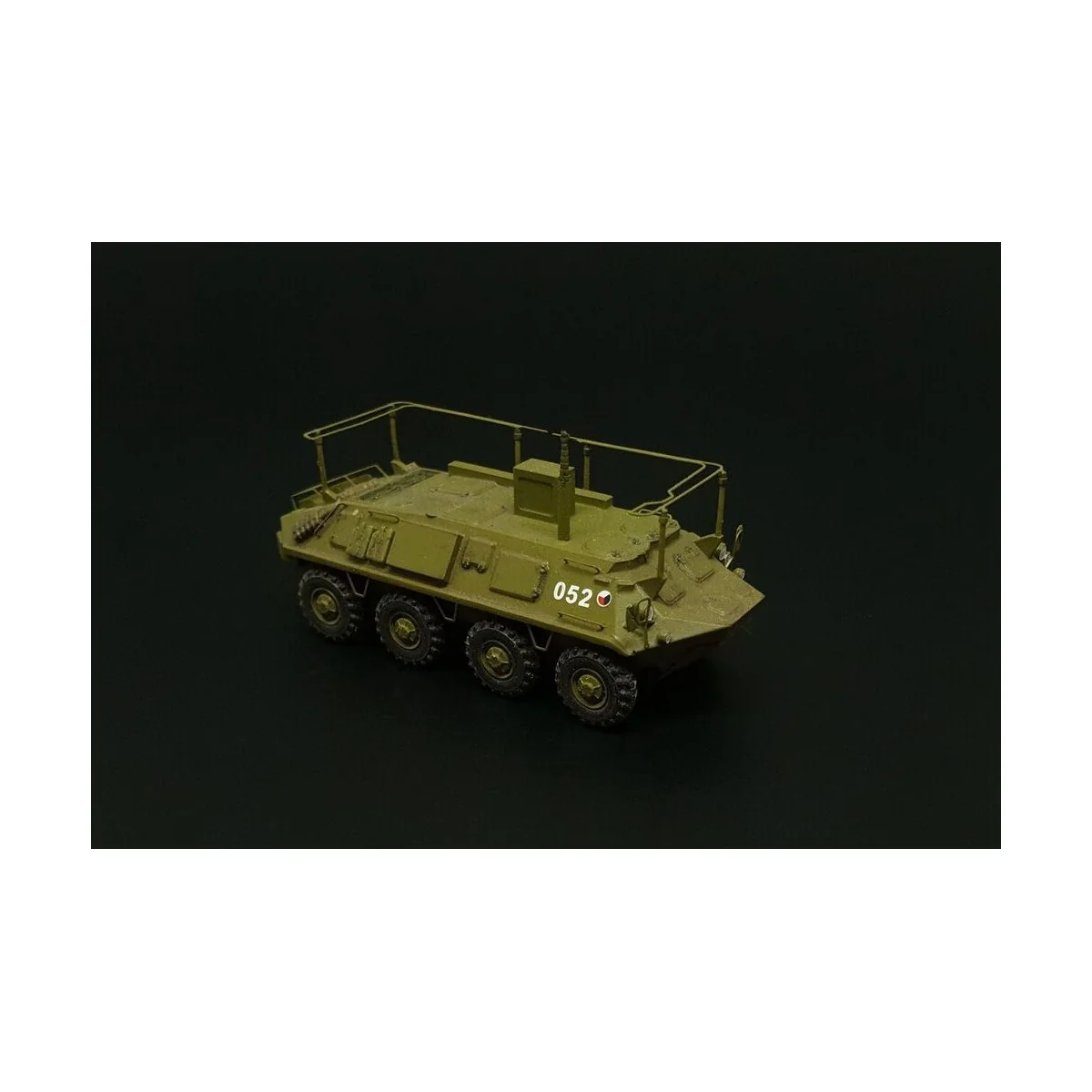 BTR-60 PU, 1/144 - Brengun BRS144050 BTR-60 PU, 1/144 - Brengun BRS144050