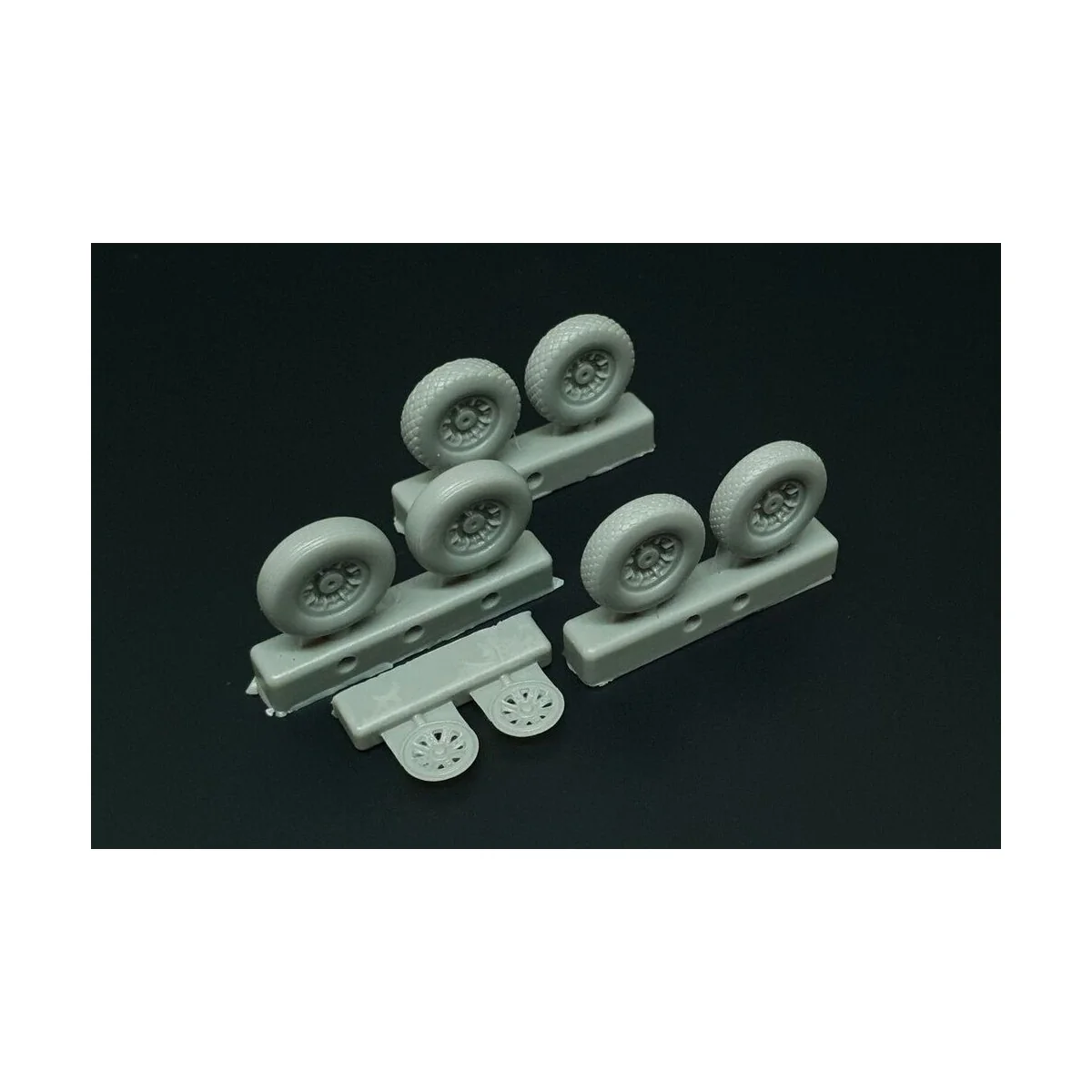P-47N Wheels (3 type of pattern), 1/72 - Brengun BRL72214