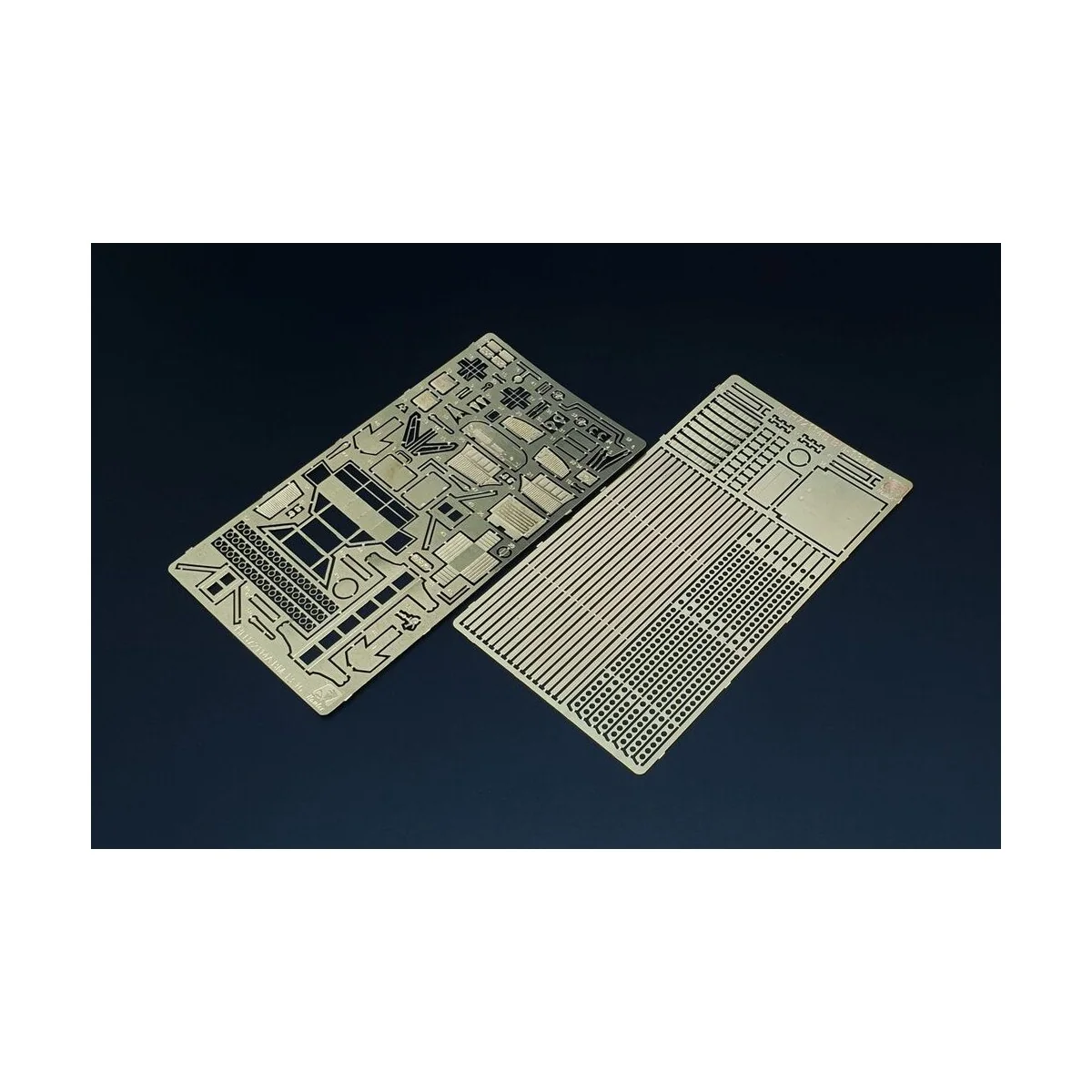 BM-13-16 Mutiple Launch Rocket System (ICM kit) - Hauler HLH72114