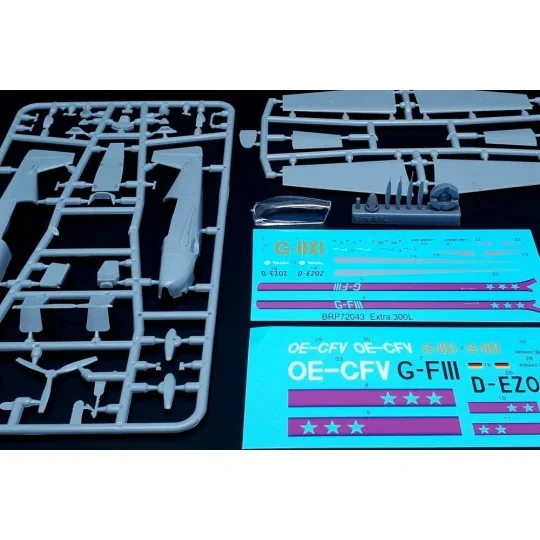 Extra EA-300 4 blade propeller, 1/72 - Brengun BRP72043
