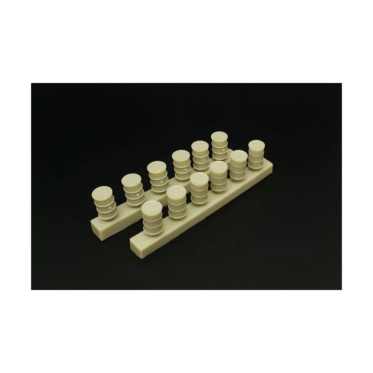 Fuel barrels, 1/72 - Hauler HLH72118 Fuel barrels, 1/72 - Hauler HLH72118