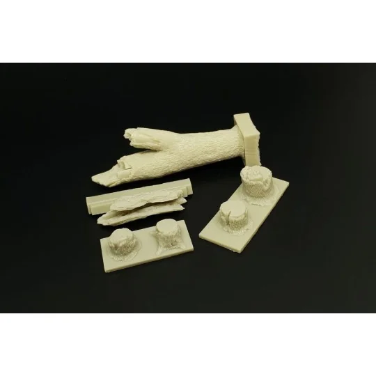 TREE TRUNKS and STUMPS, 1/48 - Hauler HLX48399