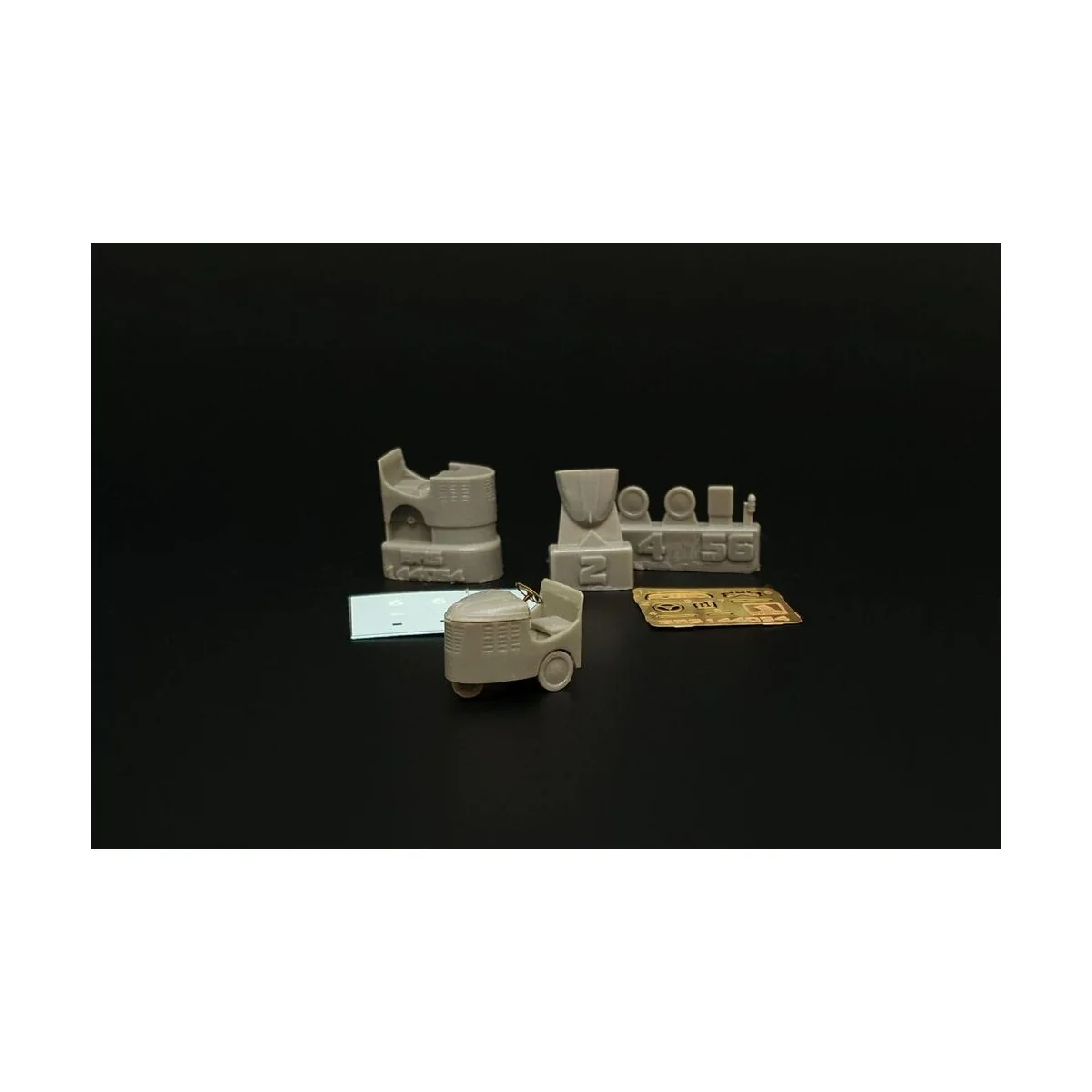 UK Flight Deck Tractor Clarkat type B, 1/144 - Brengun BRS144054