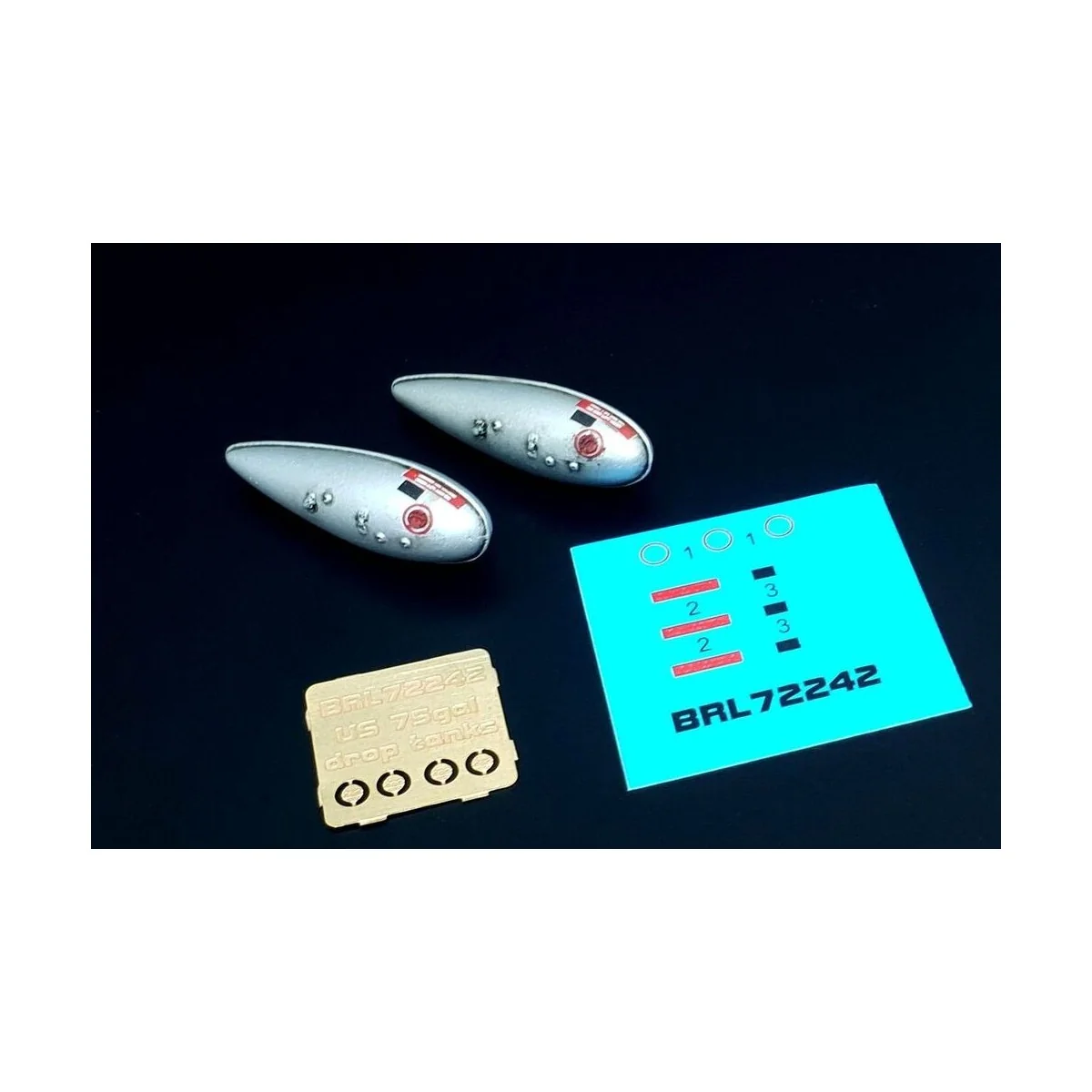 US WWII 75 gal fuel tank (2pcs), 1/72 - Brengun BRL72242