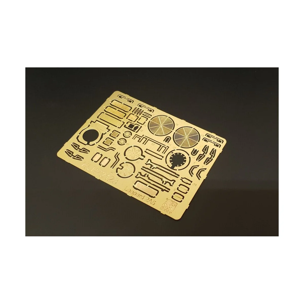 Leopard 2A5 (Revell kit) - Hauler HLH72123