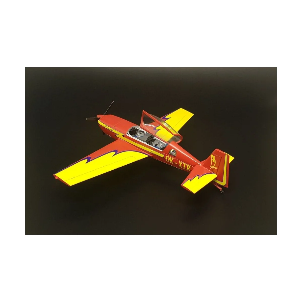 EXTRA EA300L 3 blade propeller, 1/48 - Brengun BRP48007