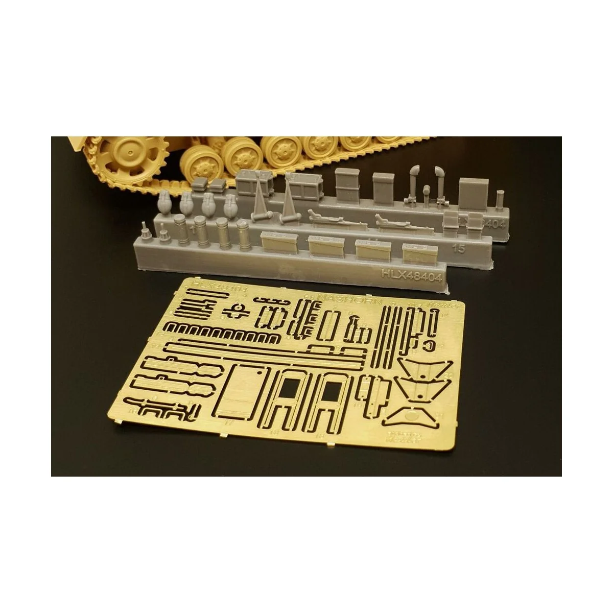 Sd.Kfz.164 Nashorn (Tamiya), 1/48 - Hauler HLX48404