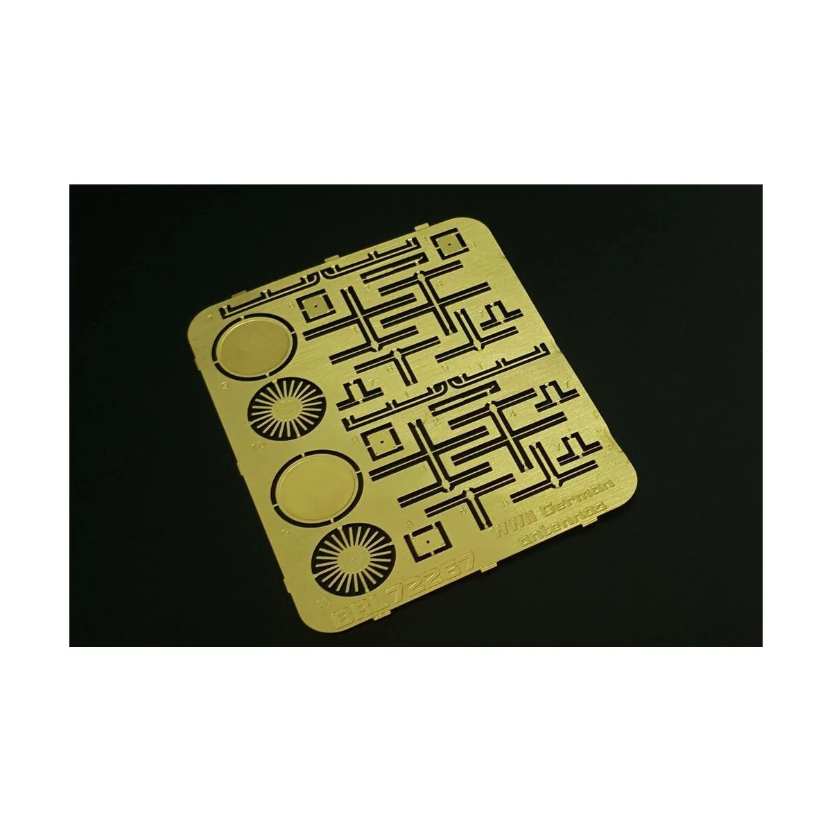 WWII German antennas FuG-10 FuG-101 FuG-227 FuBi-2, 1/72 - Brengun ...