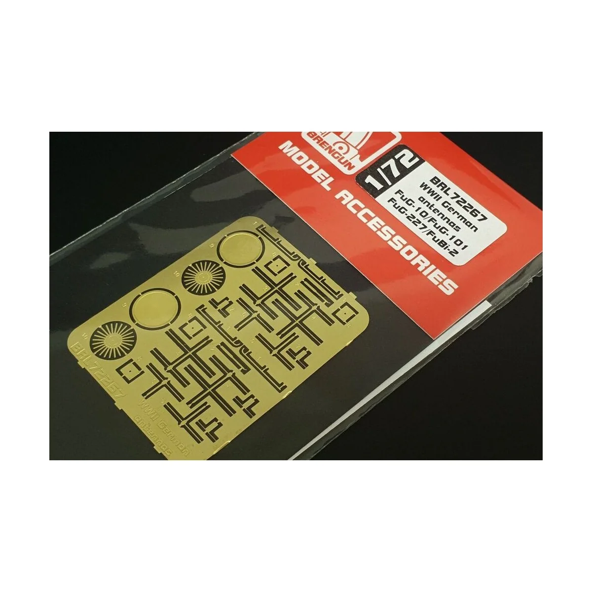 WWII German antennas FuG-10 FuG-101 FuG-227 FuBi-2 - Brengun BRL72267