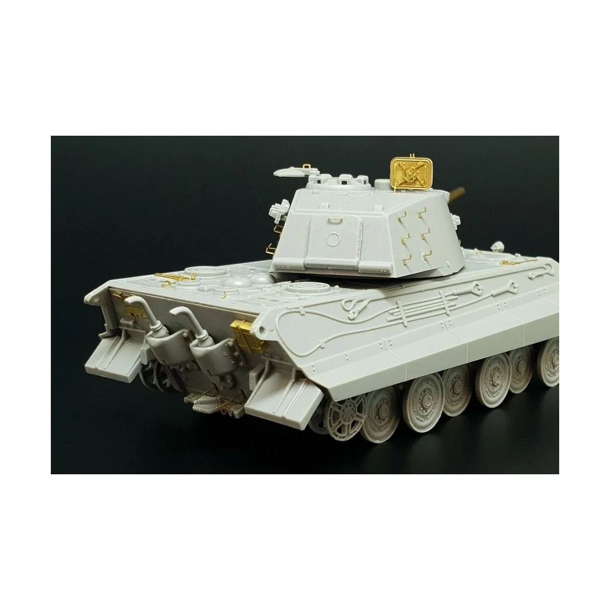 E-50 medium tank w/105mm gun (Modelcollect) - Hauler HLH72132