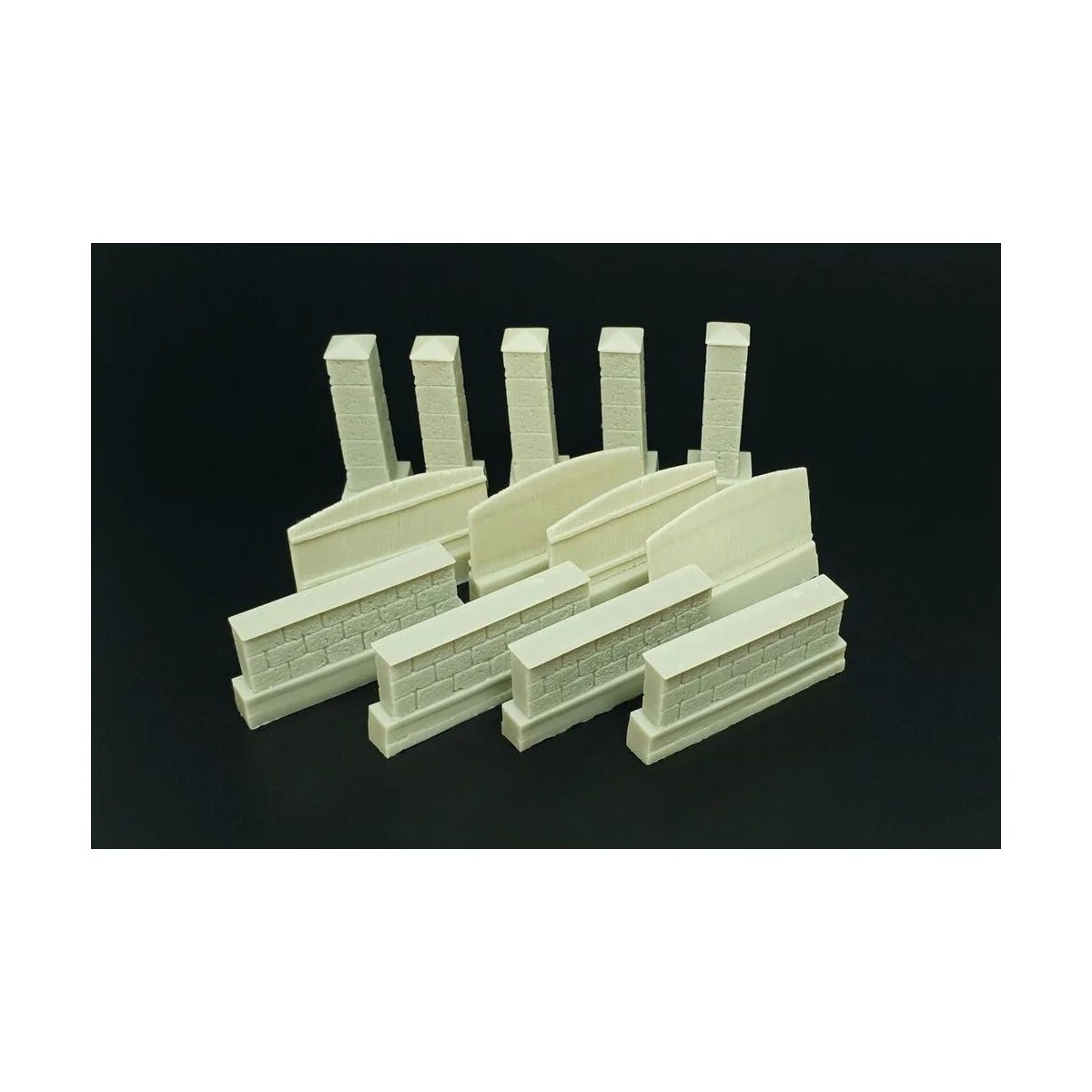 Fence with underpinning, 1/72 - Hauler HLH72133