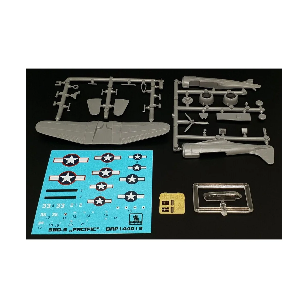 SBD-5 Dauntless „Pacific theatre“, 1/144 - Brengun BRP144019 SBD-5 Dauntless „Pacific theatre“, 1/144 - Brengun BRP144019