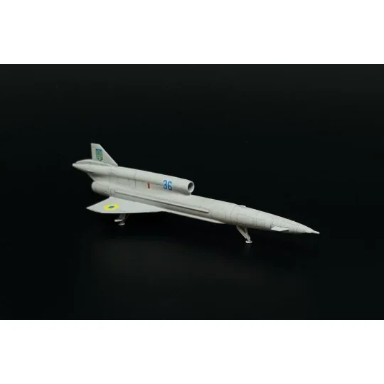 Tupolev Tu-141 Strizh, 1/144 - Brengun BRS144065