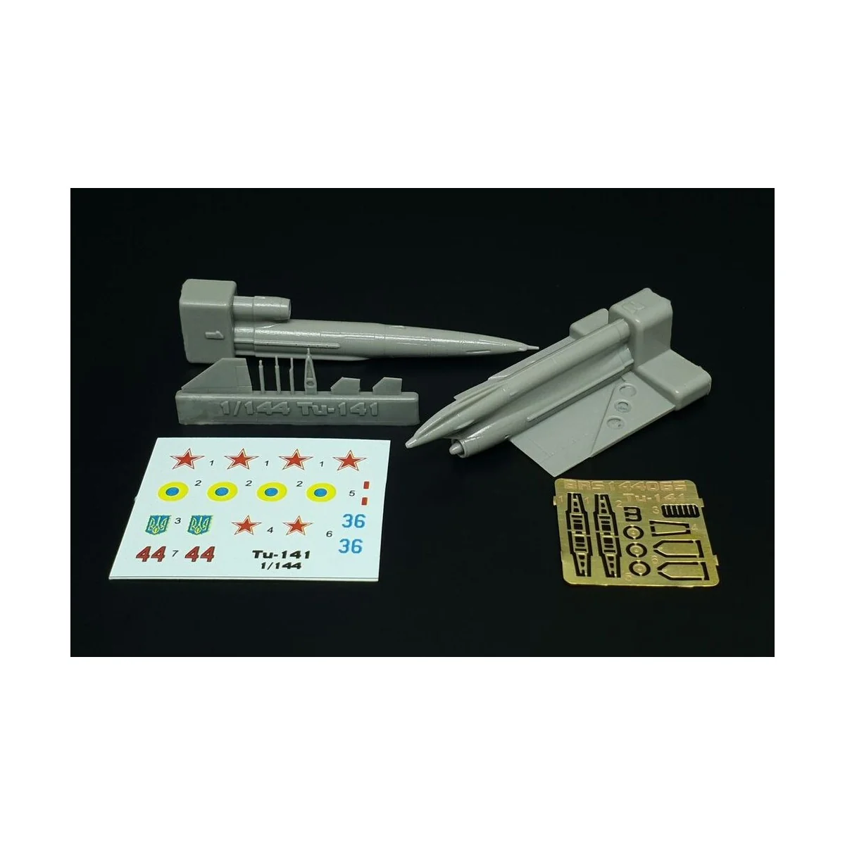 Tupolev Tu-141 Strizh, 1/144 - Brengun BRS144065