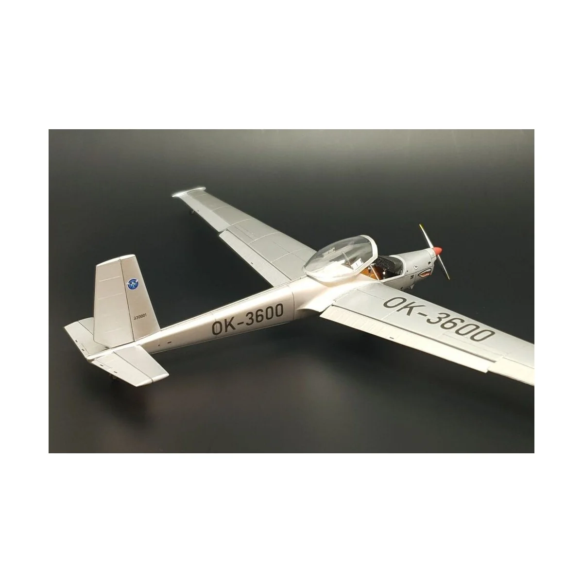 L-13SE VIVAT AKVY - Brengun BRP48010