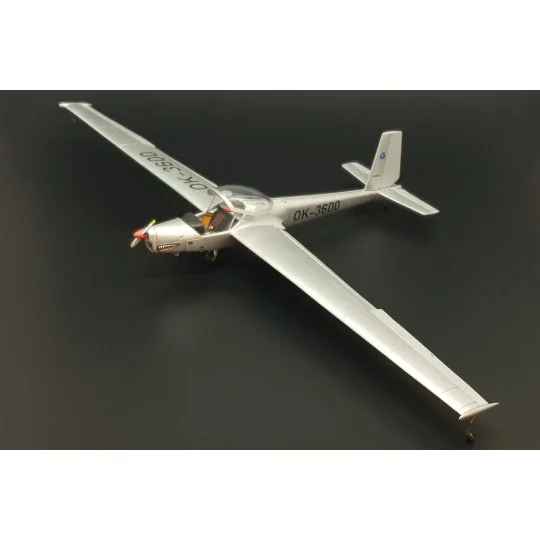 L-13SE VIVAT AKVY, 1/48 - Brengun BRP48010