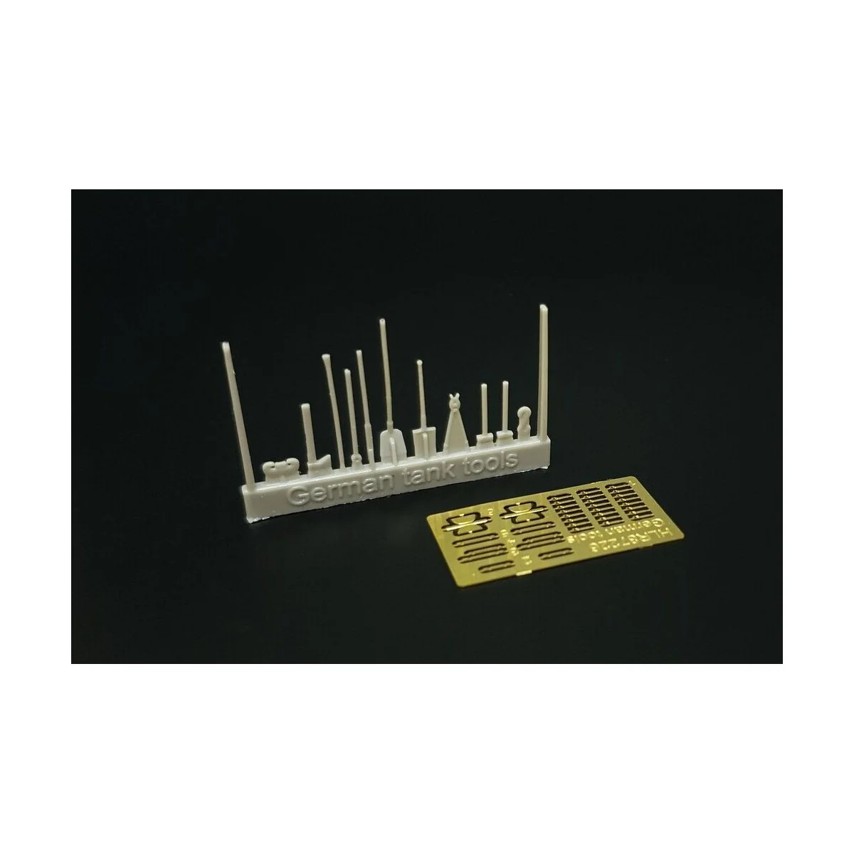 German tank tools, 1/87 - Hauler HLR87226
