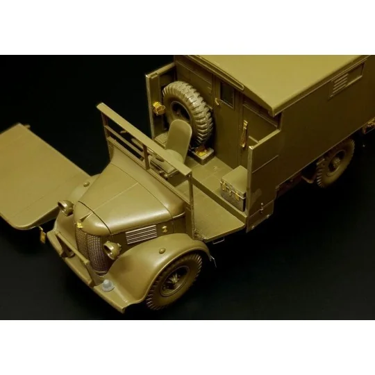 British 2-Ton 4x2 Ambulance (Austin K2) for Tamiya, 1/48 - Hauler H...