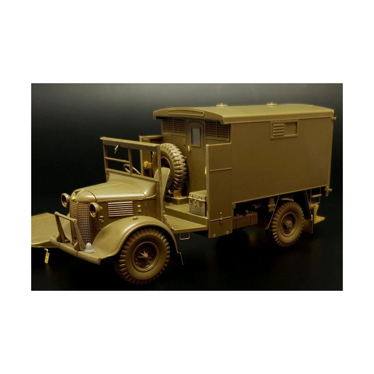British 2-Ton 4x2 Ambulance (Austin K2) for Tamiya, 1/48 - Hauler H...