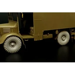 British 2-Ton 4x2 Ambulance (Austin K2) WHEELS for Tamiya - Hauler ...