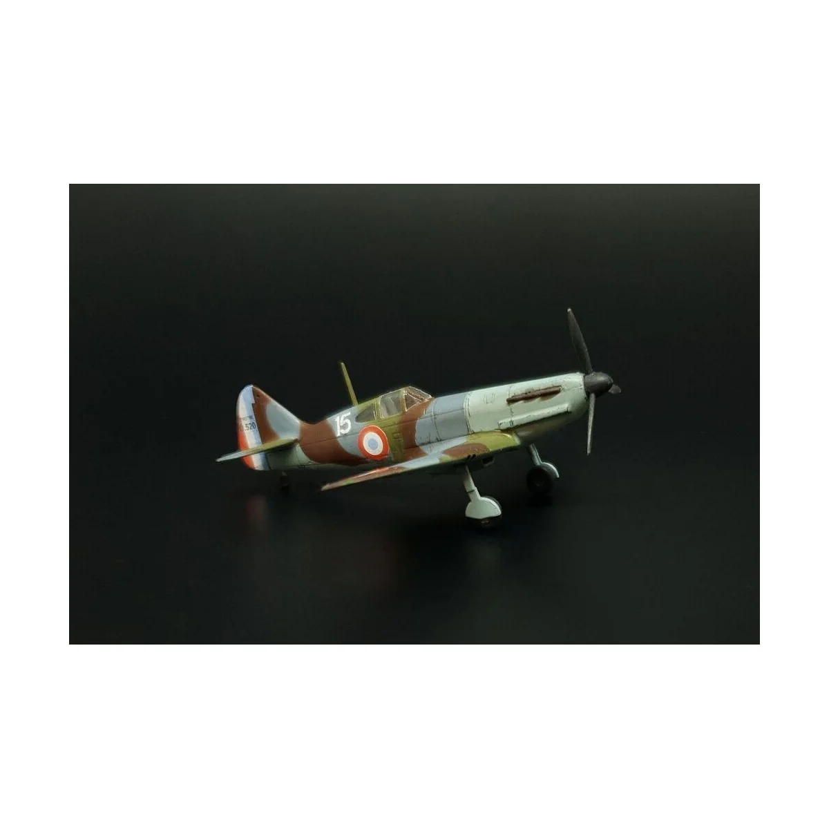 Dewoitine D.520, 1/144 - Brengun BRP144021